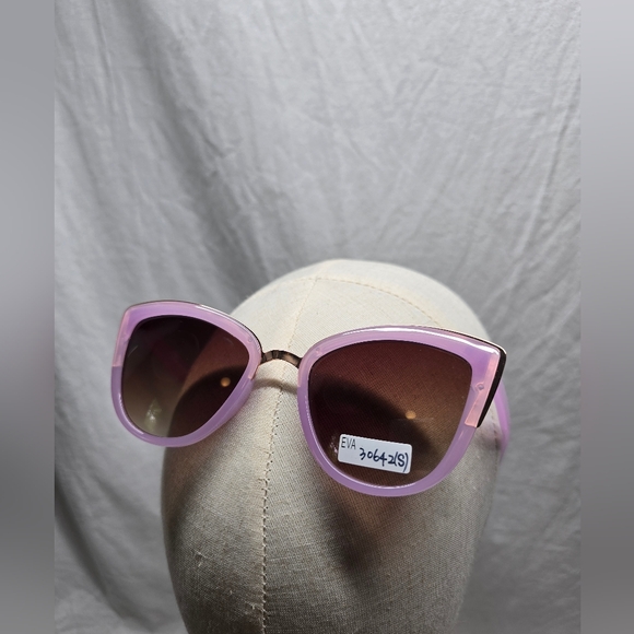 Pink and Purple with Gold accents Fashion Sunglasses - NEW - Picture 3 of 5